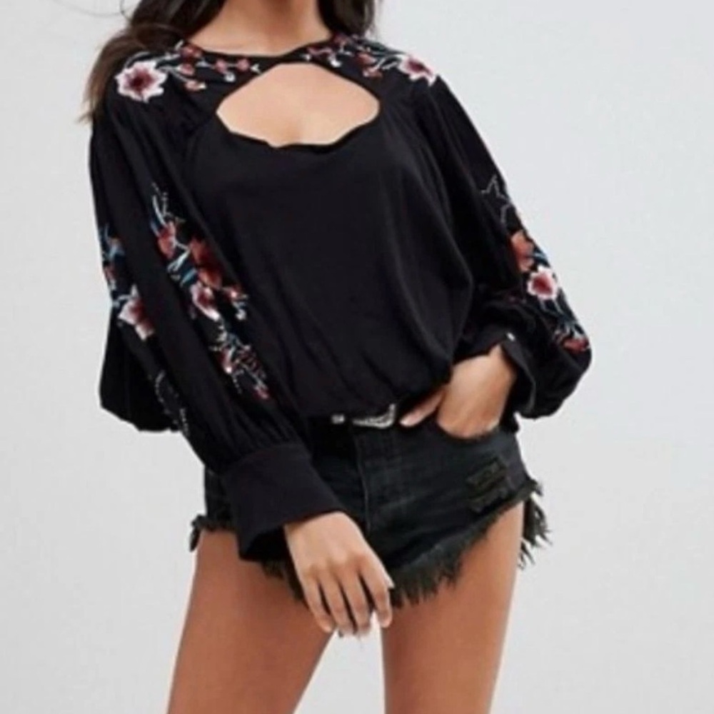 Free People Lita Small Black Floral Embroidered Crop Boho Top New